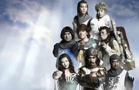 2015年 モンティ・パイソンのSPAMALOT 公演ビジュアル